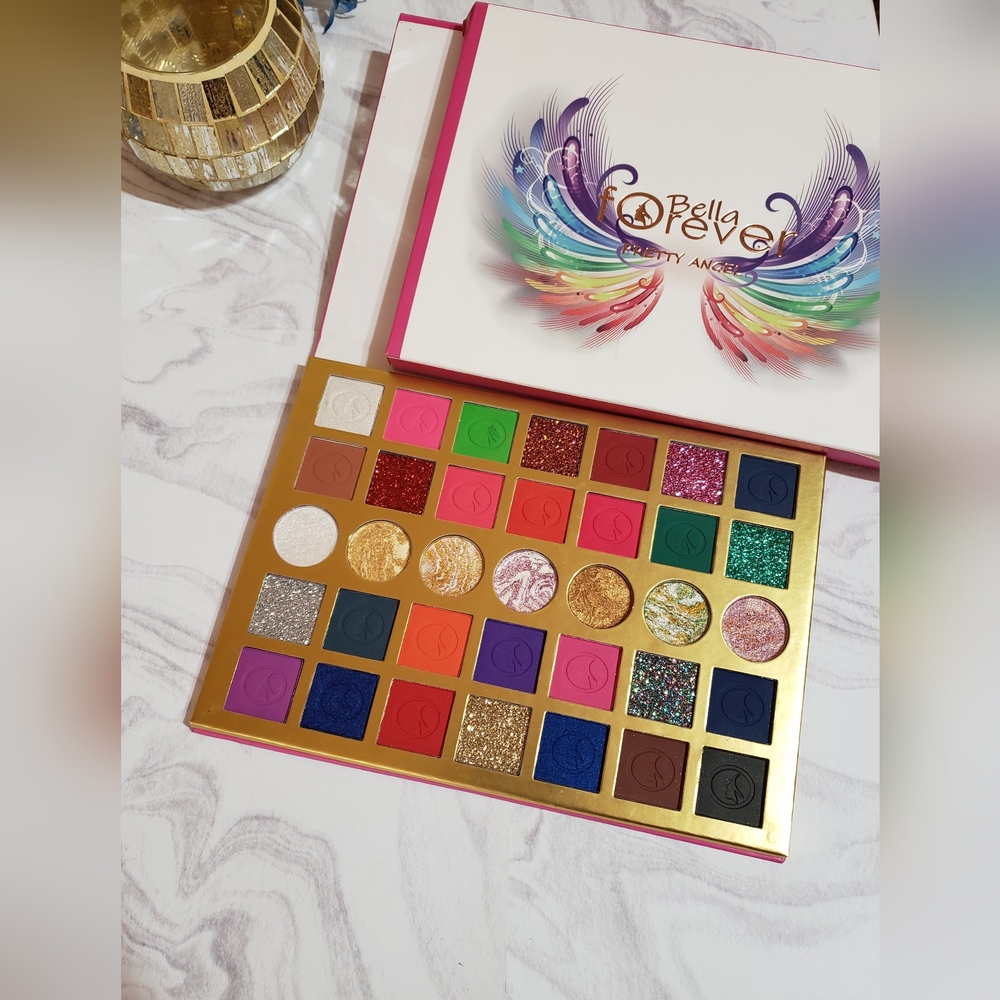 Bella Forever Pretty Angel 35 Color Pressed Pigment Eyeshadow Palette